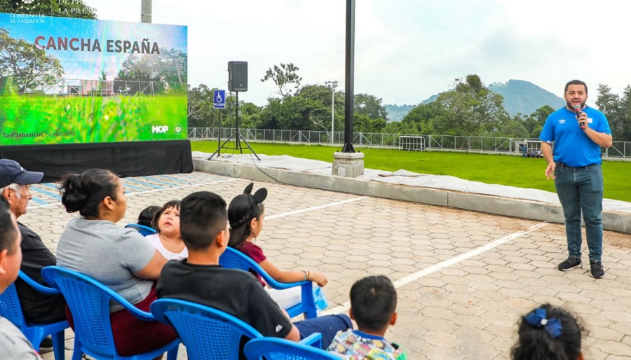 Gobierno finaliza remodelación de cancha España en San Sebastián, San Vicente