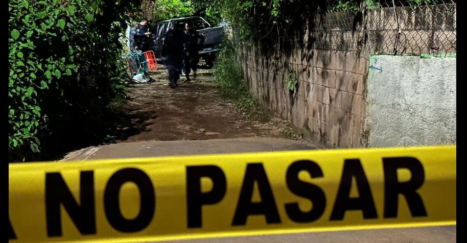 Conductor atropella y acaba con la vida de un hombre durante una misa en Usulután