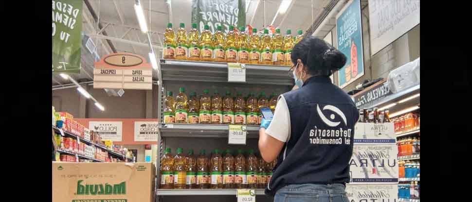 Defensoría del Consumidor realiza operativo de verificación de precios en supermercados de Ahuachapán