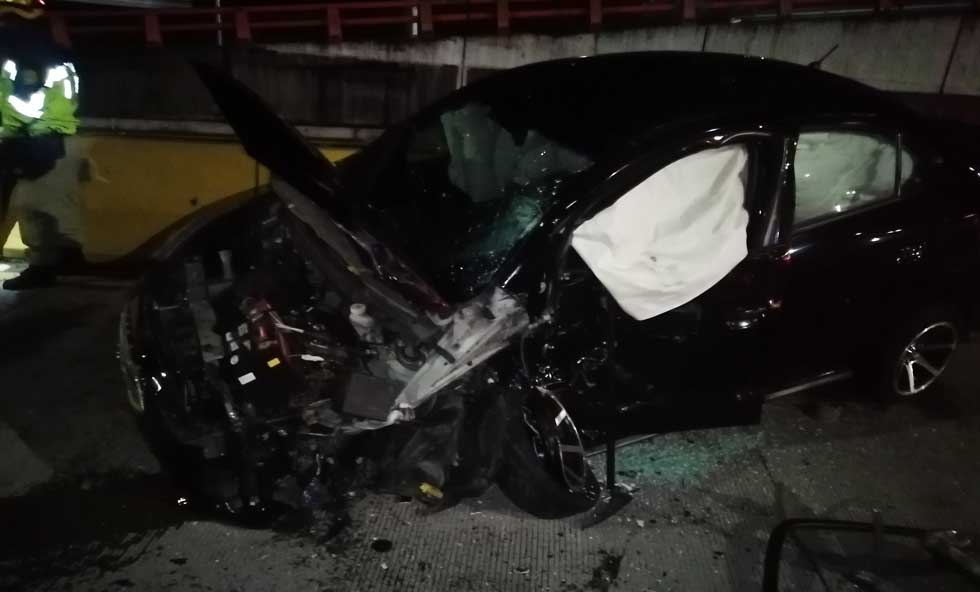 FOTOS:  Así quedó el vehículo que fue captado circulando en sentido contrario en el redondel Masferrer