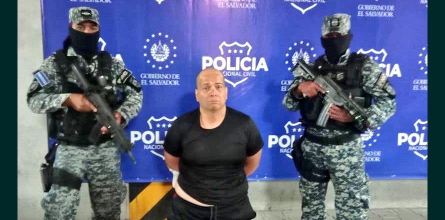 Capturan a sujeto minutos antes cegó la vida de un hombre y perjudicó a otra en Soyapango