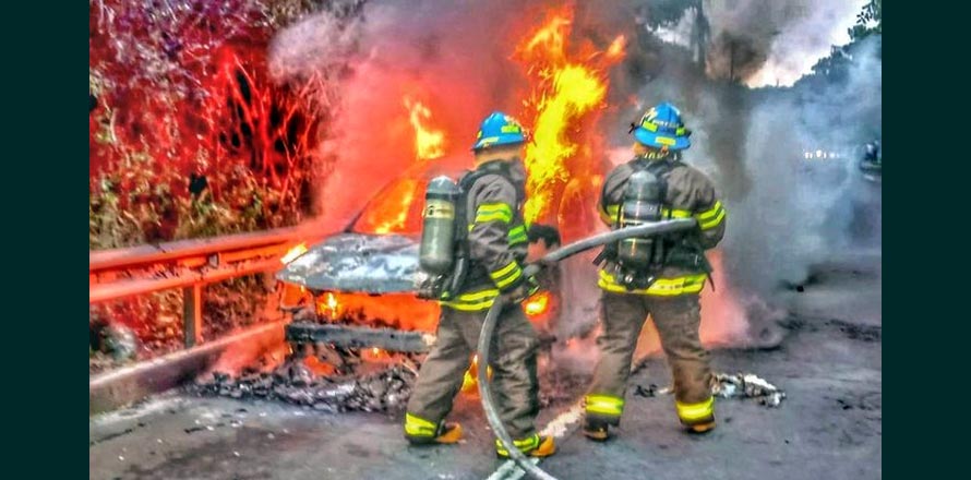 Portar un extintor contra incendios es importante, indica Bomberos
