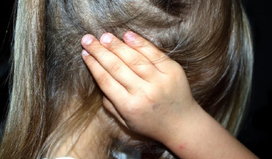 Condenan a sujeto que abusó de la hermanita de su mejor amigo en Ilobasco