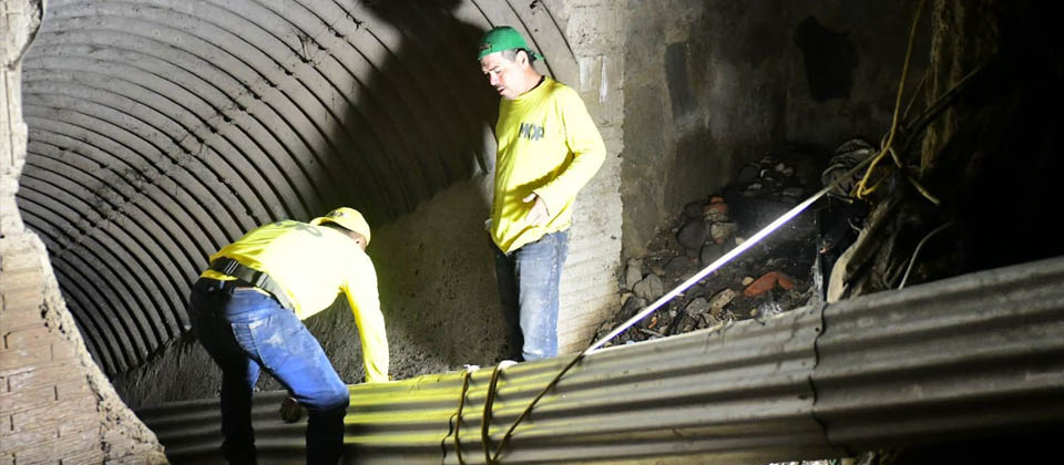 Obras Públicas construirá 30 pozos de captación de agua lluvia en San Salvador