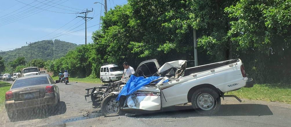 Fuerte accidente cobra la vida de una persona en carretera a San Juan Opico