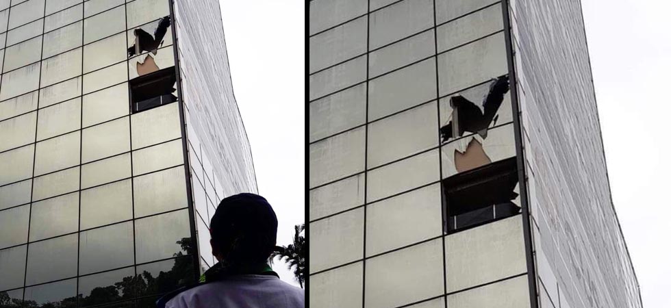 Torre Cuscatlán sufre daños por los fuertes vientos provocados por Huracán Julia