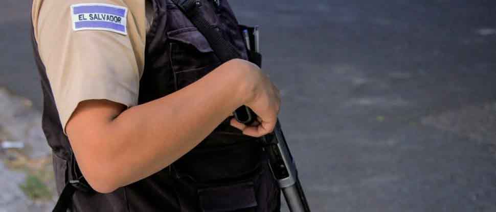 Empresas deberán reintegrar más de $300,000 a vigilantes por no pagarles horas extras y vacaciones  