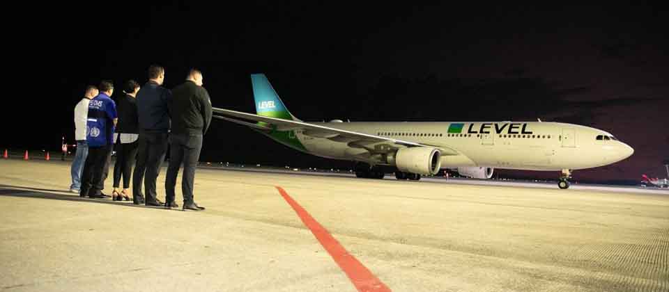 Llega el primer de lote de vacunas contra la viruela del mono a El Salvador