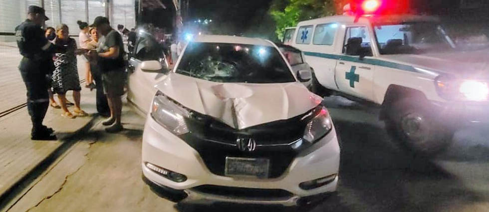 Reportan persona arrollada sobre la autopista a Comalapa