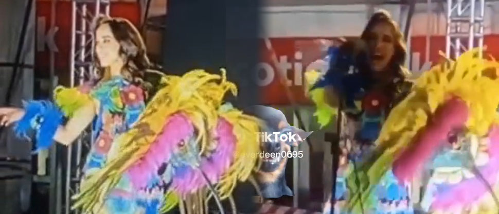 Competidora en concurso de belleza cae al suelo tras ser electrocutada en pleno desfile