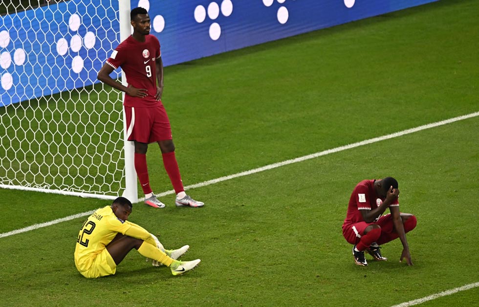 Qatar es eliminada de su Mundial tras perder ante Senegal