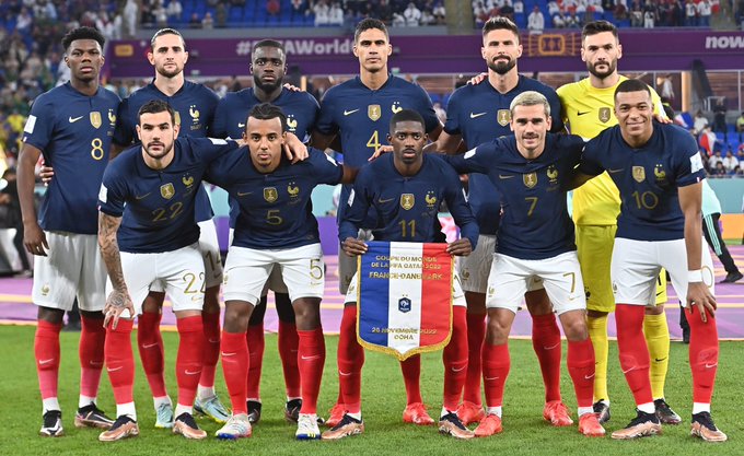 Francia se clasifica a octavos de final tras vencer a Dinamarca