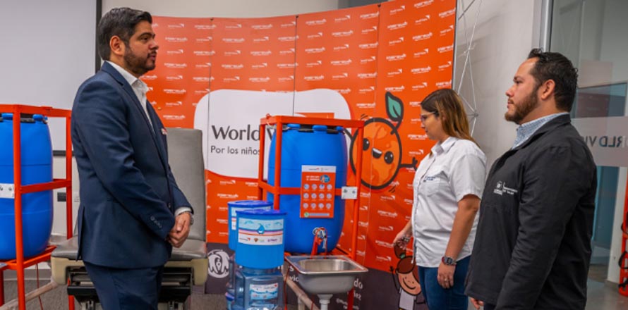 World Vision entrega insumos médicos para fortalecer la red hospitalaria en el país