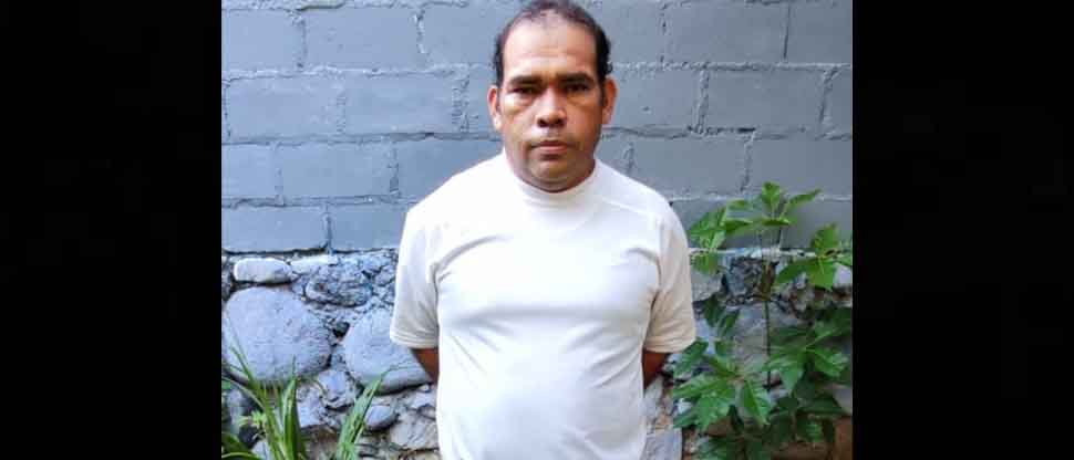 Sujeto intentó esconderse de la justicia; posee orden de captura por abusar de una menor