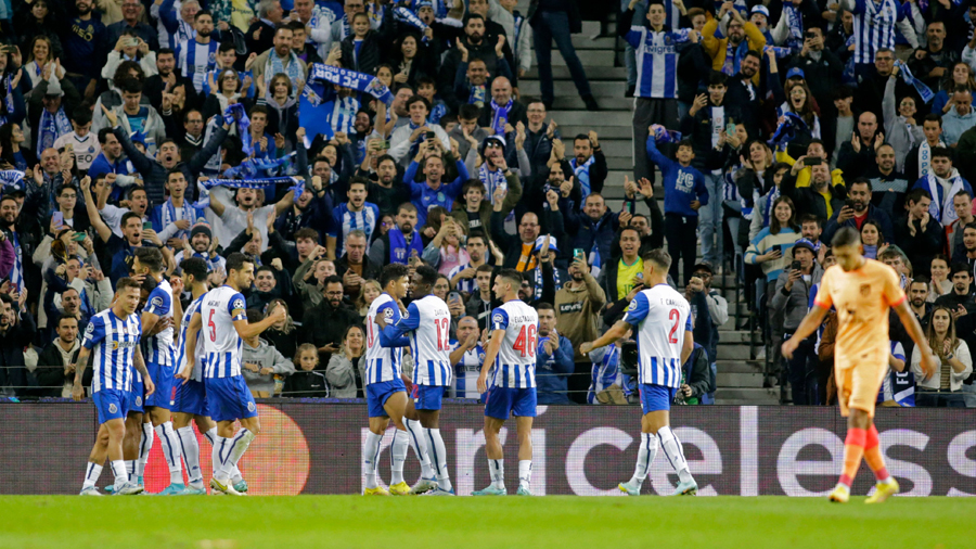 Atlético pierde y queda fuera de Europa