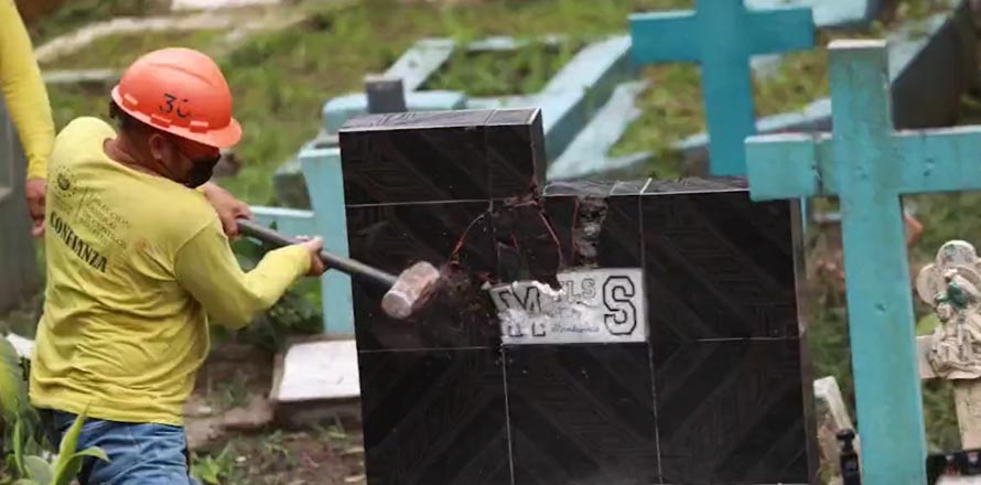 Destruyen lápidas en las que pandilleros honraban a sus líderes muertos