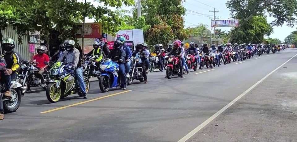 Motociclistas que circulen con cascos no certificados pagarán $150 en multas