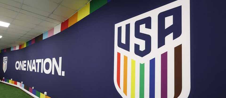 EEUU cambia los colores de su logo para la Copa del Mundo por lo colores de la comunidad LGBTQ
