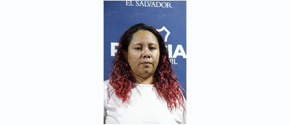 Arrestan a la ‘Reina del Sur’, la encargada de recibir todo el dinero de las extorsiones en Las Margaritas, Soyapango
