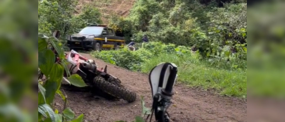 Motociclistas que practicaban enduro en el volcán de Agua en Guatemala sufren asalto