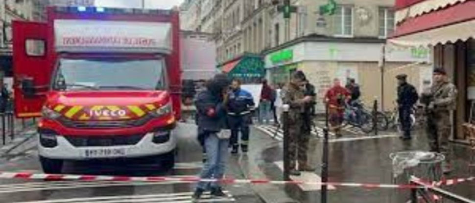 Tres personas fallecieron y cuatro resultaron heridos en popular barrio en París