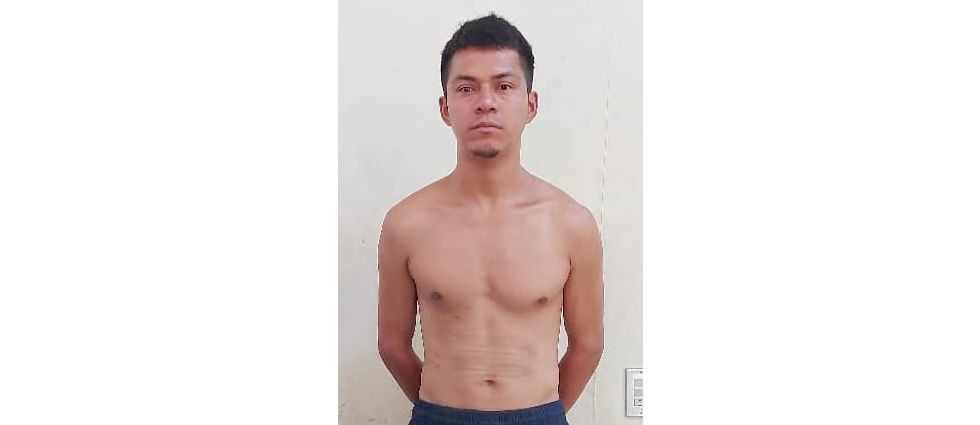 Arrestan a pandillero tras hallarle un arma y ‘coca’ en Apopa