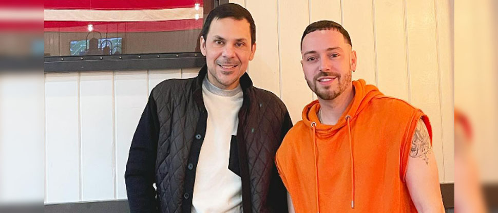 El ex Kumbia Kings, Pee Wee, se habría casado con su manager