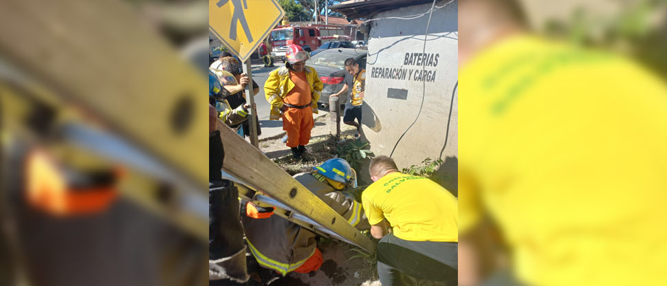 Por andar tomando: Abuelito en estado de ebriedad caen en tragante en Zacatecoluca