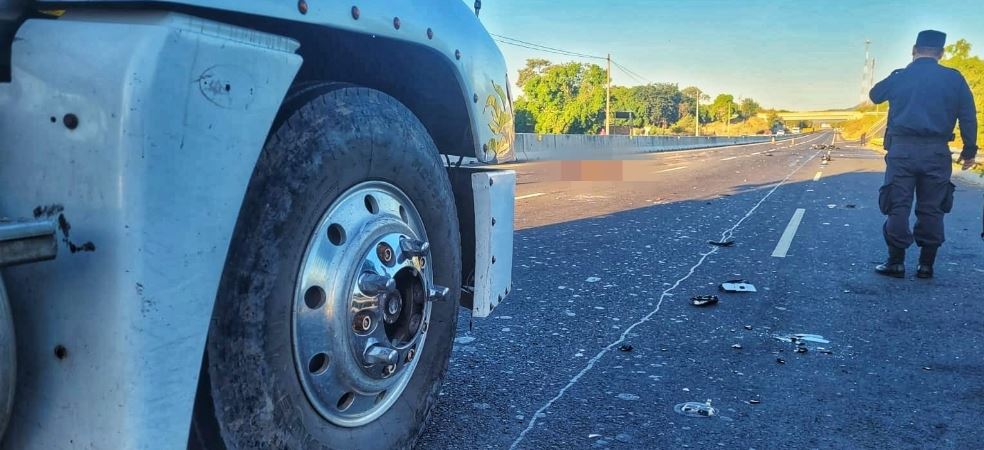 Reportan paso cerrado en carretera Litoral tras fatal accidente