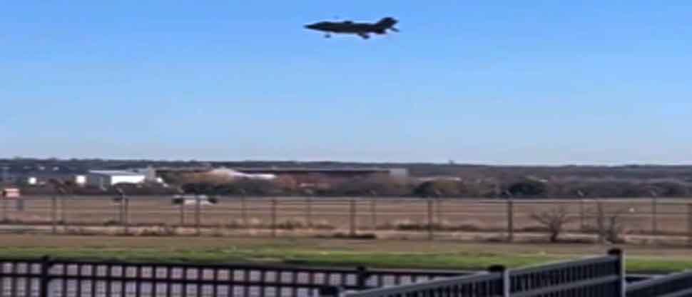 VIDEO: Avión de combate estadounidense se estrella durante un entrenamiento