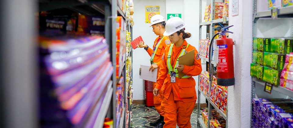 Bomberos ha inspeccionado 54 ventas de pólvora en todo el país