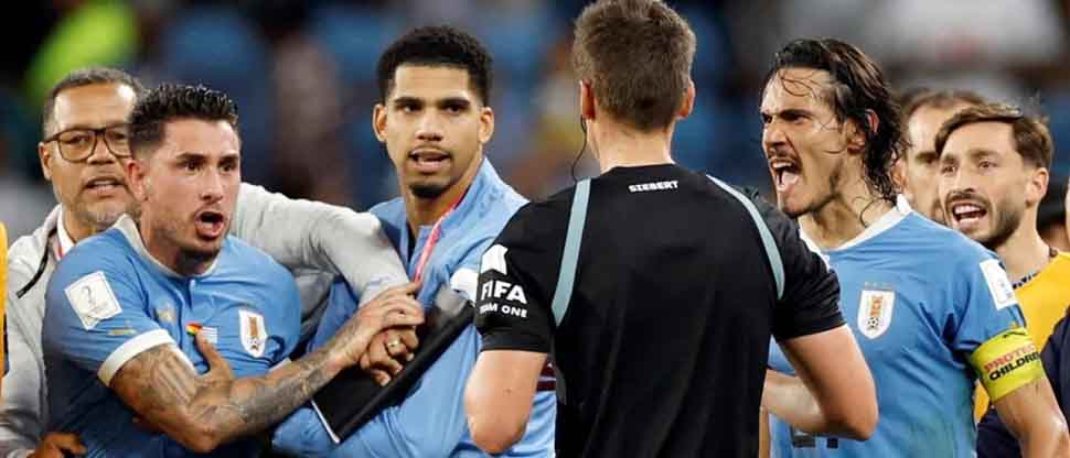 FIFA podría sancionar a cuatro jugadores de Uruguay