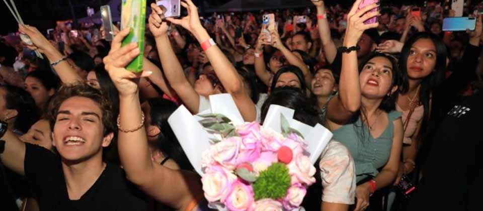 Salvadoreños disfrutaron del concierto Amantes Tour 2022