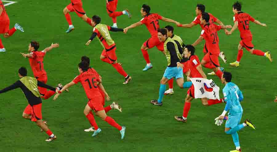 Corea del Sur clasifica a octavos tras ganar a Portugal