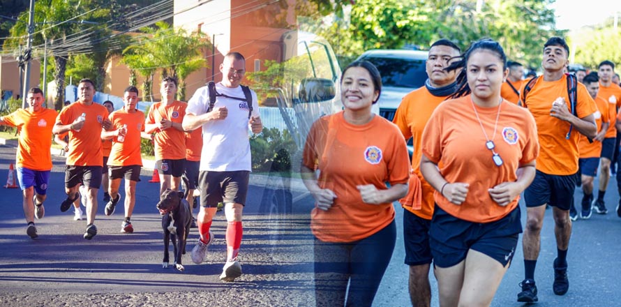Realizan la primera carrera “Corre con Bomberos El Salvador 2022”