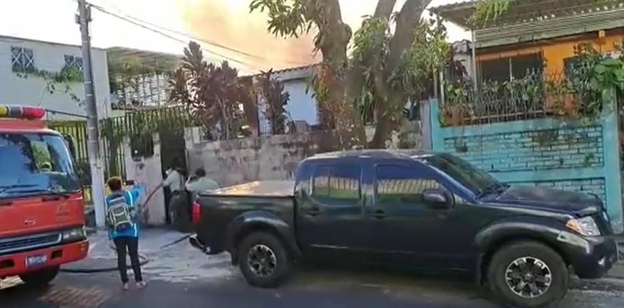 Se incendia vivienda en ciudad Merliot