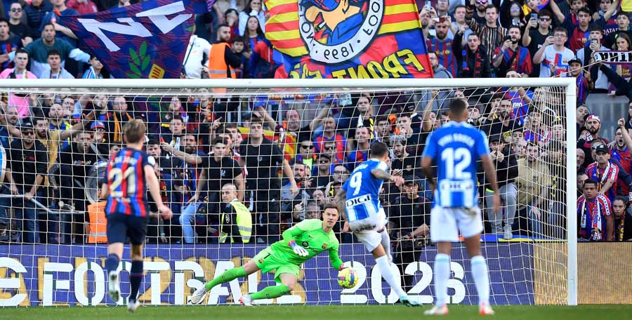 Barcelona pincha ante Espanyol en el Camp Nou