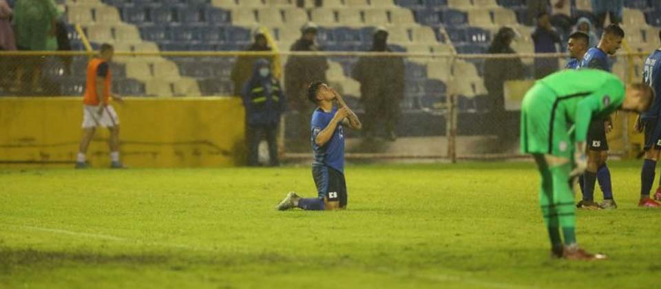 Concacaf elige gol de Alex Larín entre los tres mejores del 2022