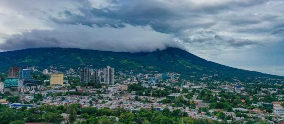 Pronostican lluvias aisladas para este jueves