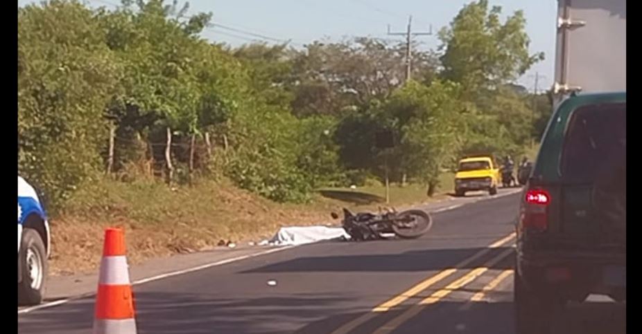 Conductor pierde la vida esta tarde en carretera Litoral, Usulután