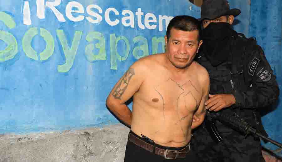 Capturan a pandillero que fingía ser pastor de la Iglesia Profética Ríos de Agua Viva en Soyapango