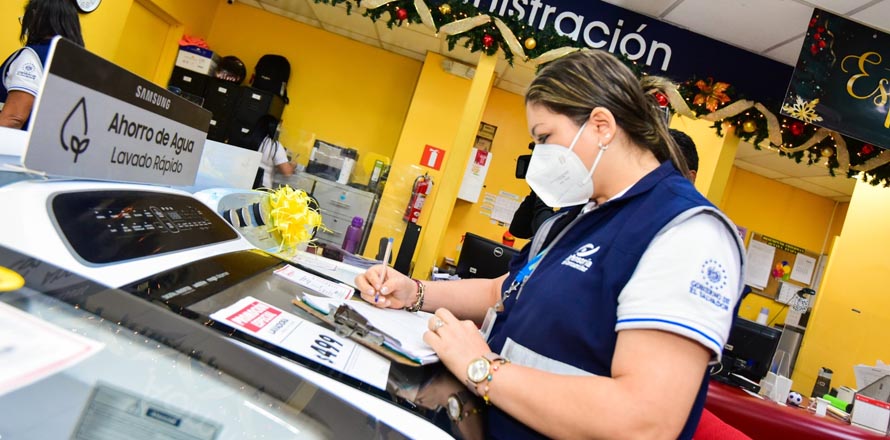 Desarrollan inspecciones en comercios para proteger a consumidores en el marco del Plan de Fin de Año 2022