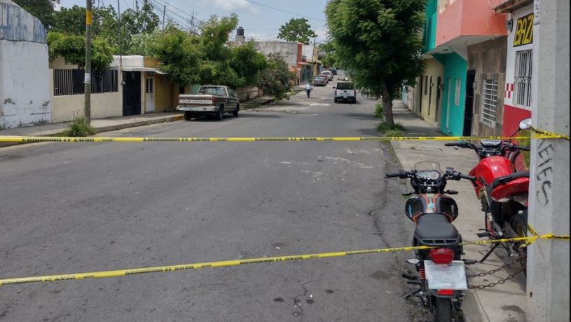 Niño de 7 años pierde la vida al sacar la cabeza por la ventana de un bus y golpearse con un poste