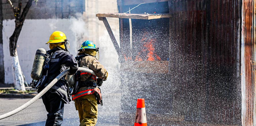 Protección Civil desarrolla simulacro de incendio en coheterías
