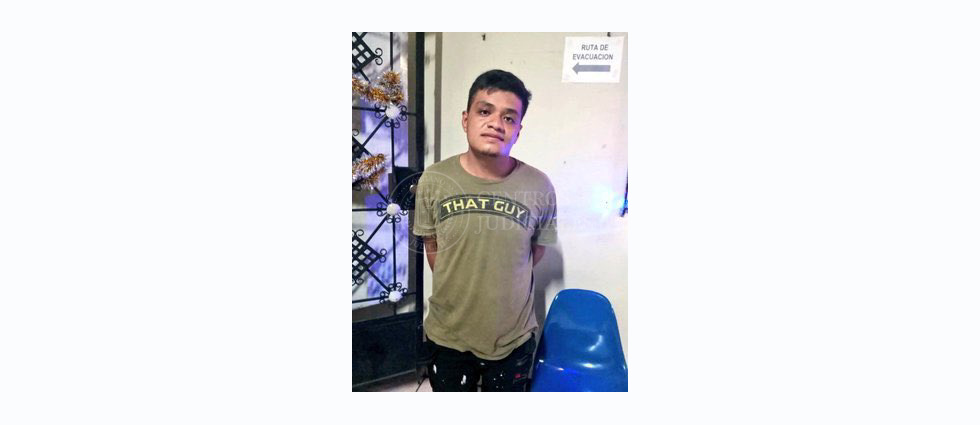 Ordenan acudir a grupo de Alcohólicos Anónimos a joven que fue arrestado manejando ebrio