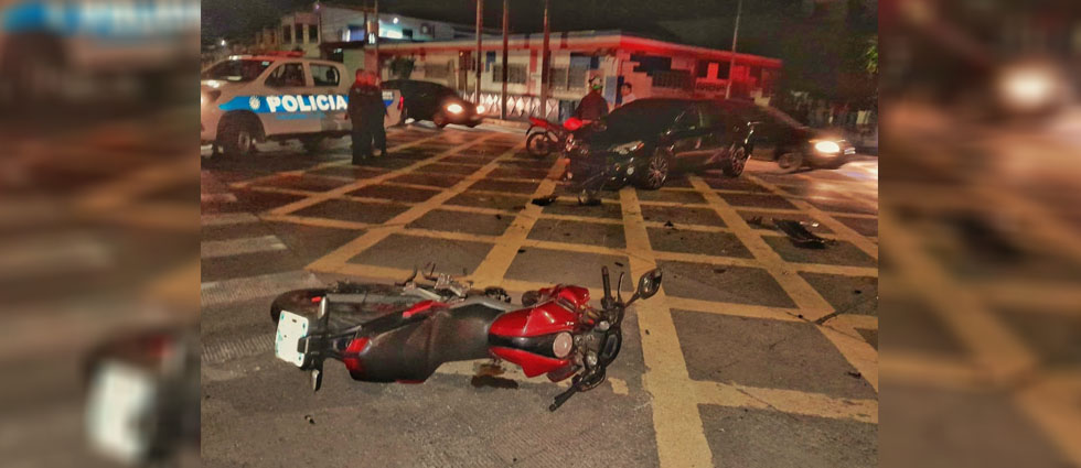 Un lesionado tras fuerte accidente de tránsito en Santa Tecla