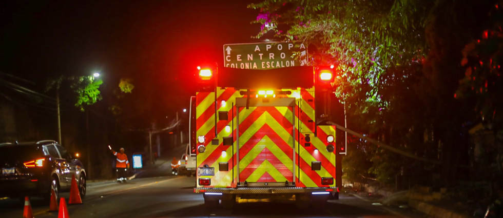 Dos personas resultan afectadas tras incendio de una vivienda en comunidad de San Salvador
