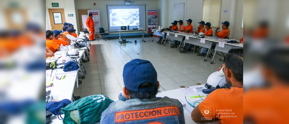 Miembros de Protección Civil se capacitan en el Curso de Rescate en Estructuras Colapsadas