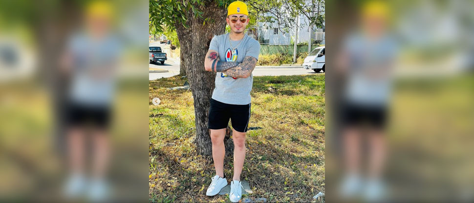 El Ricky mete la cabeza en el inodoro con tal de recibir “regalos” en TikTok 