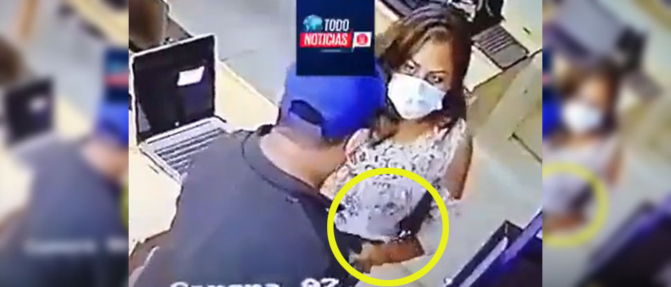 Pareja hurtó computadoras en reconocido centro comercial sin darse cuenta que fueron grabados